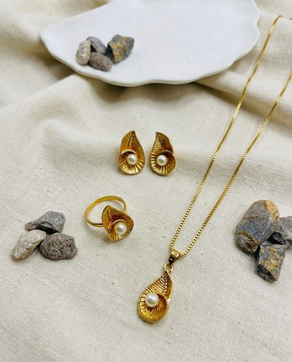 Ocean Spiral Pendant Set – Gehne Shehne
